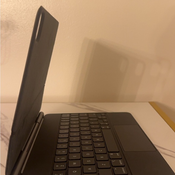 Apple Magic Keyboard - Picture 5 of 6